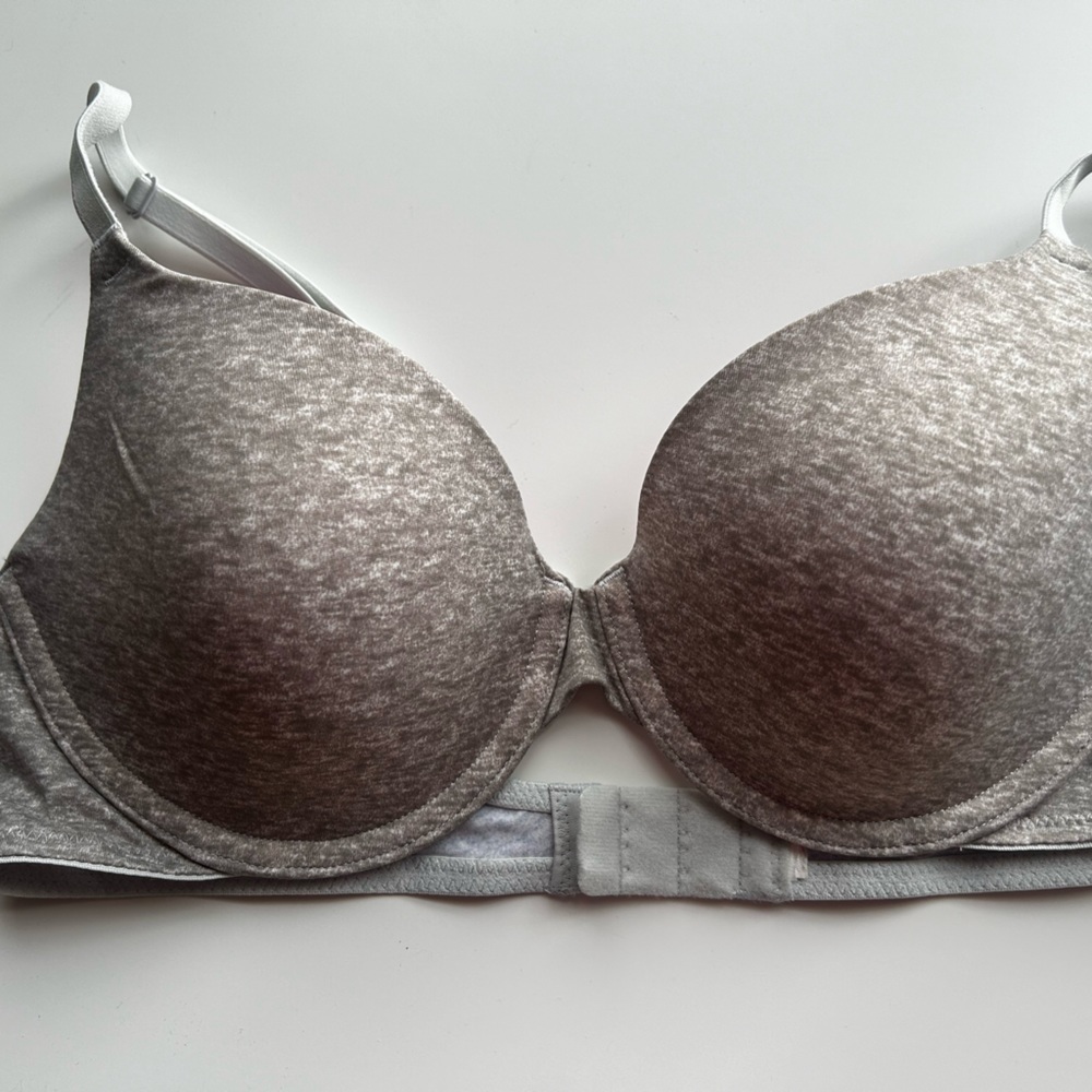 PINK NWOT tshirt bra 36B